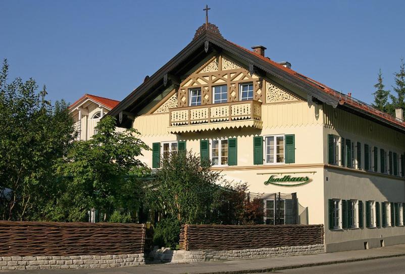 Landhaus Café Restaurant&Hotel Wolfratshausen Exterior foto