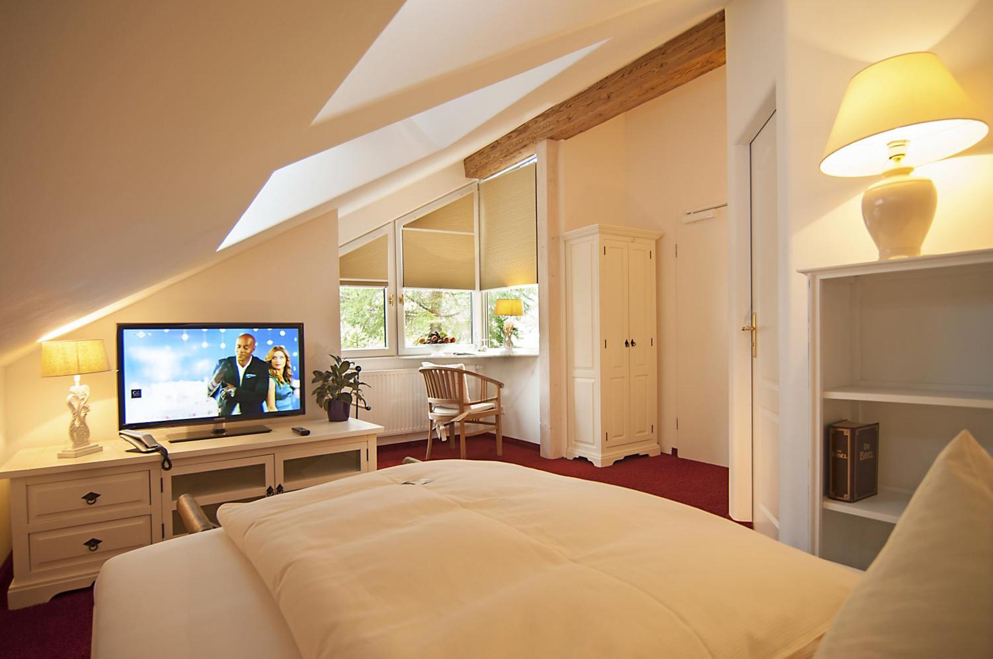 Landhaus Café Restaurant&Hotel Wolfratshausen Habitación foto